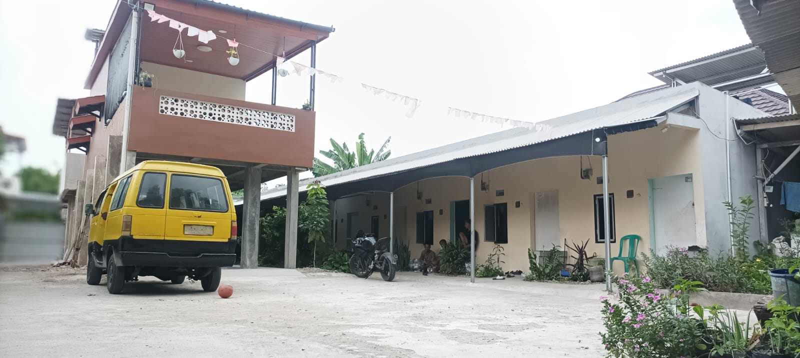 Foto Depan